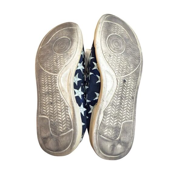 Marc by Marc Jacobs Star Embroidered Sneakers – US 7.5 - Picture 4 of 8